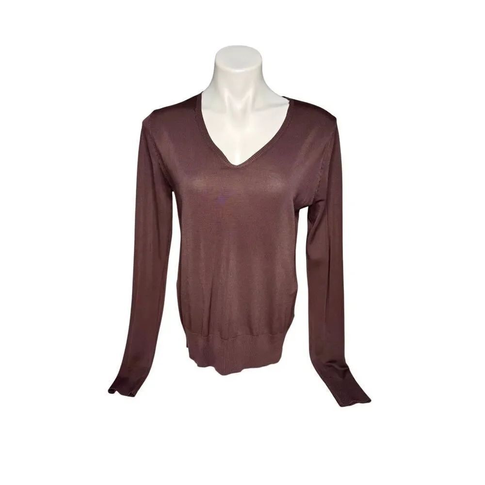 BCBG MaxAzria brown V neck lightweight sweater size M